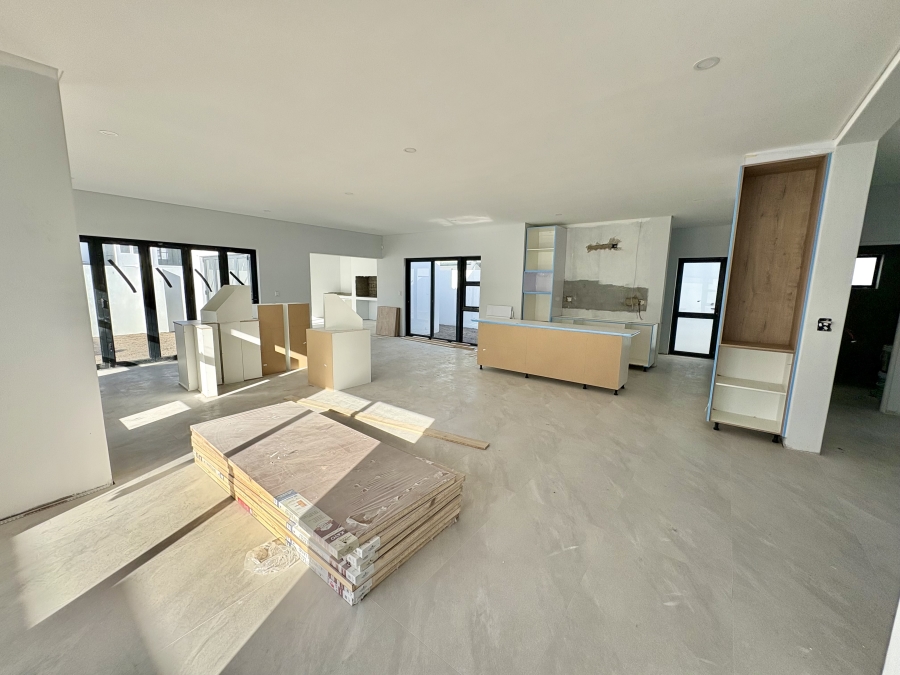 4 Bedroom Property for Sale in Sandown Western Cape